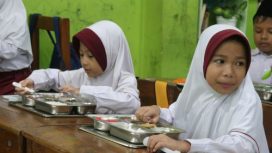 Pemkot Yogyakarta dorong SPPG segera lengkapi Sertifikat SLHS melalui aplikasi JSS. Proses cepat, mudah, dan gratis untuk jamin keamanan pangan.foto: Warta.jogjakota.go.id