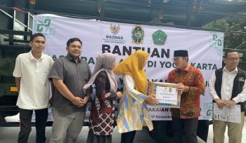 Pemkot Yogyakarta bersama BAZNAS mengirim 25 koli bantuan kemanusiaan untuk warga terdampak bencana di Sumatra. Foto: warta.jogjakota.go.id

