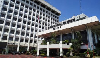 Kemendagri turunkan tim ke Aceh, Sumut, dan Sumbar untuk inventarisasi data bencana dan percepat pemulihan pascabanjir serta pembangunan Koperasi Merah Putih. Foto: infopublik.id