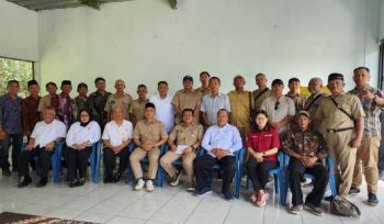 FH UGM dan Kejati DIY gelar Penyuluhan Hukum Suluh Praja di tiga kalurahan DIY untuk perkuat kesadaran hukum warga desa. foto: Dok FH UGM