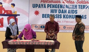 Penandatanganan Kerjasama UPKM CD Bethesda Yakkum dalam Program Pengendalian Terpadu HIV dan AIDS di Wilayah Rentan Kota Yogyakarta. Foto : Istimewa