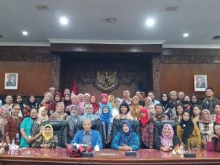 Nglarisi UMKM Jogja rayakan 5 tahun, perkuat kolaborasi, dorong inovasi, dukungan anggota & mitra, produk lokal semakin dikenal dan laris. foto: Istimewa